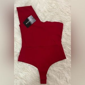 Prettylittlething red bodysuit. NWT size 8